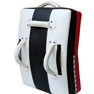 Bouclier d'entraînement professionnel en cuir pour MMA/Kickboxing, rembourrage en mousse robuste, poignées sécurisées, design léger, respectueux de l'environnement - Product Image 5