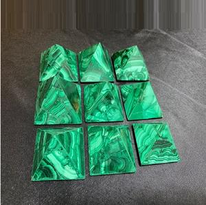 Pirámide de malaquita natural, cristal verde con bandas de malaquita, piedra curativa para Reiki, meditación, energía, decoración, venta al por mayor - Product Image 2