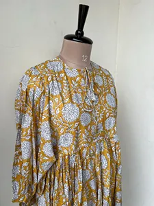Robe midi élégante bohème jaune à fleurs, en coton fait main, avec col à nouer et imprimé ethnique, robe décontractée - Product Image 4