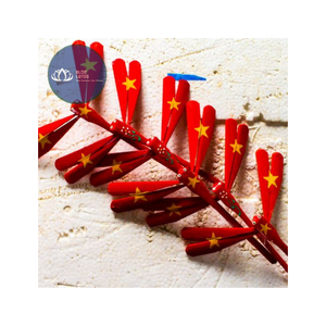 Disponible: Artesanía de Libélula de Bambú Personalizada – Decoración de Mesa Sostenible y Recuerdo Cultural - Product Image 4