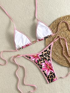 Conjunto de Bikini con Estampado Floral para Mujer, Traje de Baño de Dos Piezas con Cuello Halter y Diseño Paisley, Venta al Por Mayor OEM - Product Image 5