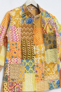 มาใหม่ Kantha แฮนด์เมดเย็บปะติดปะต่อกันอินเดียแฮนด์เมดแพทช์ทํางานแจ็คเก็ตเสื้อ Boho เสื้อแจ็คเก็ตสําหรับผู้หญิง - Product Image 3