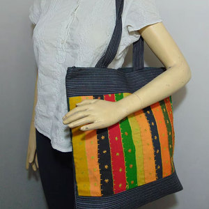 High Quality Large Capacity <b>Canvas</b> Beach Bag Lightweight Durable Zipper Block Print Styles Eco Friendly Dual Handles Wholesale - Product Image 3