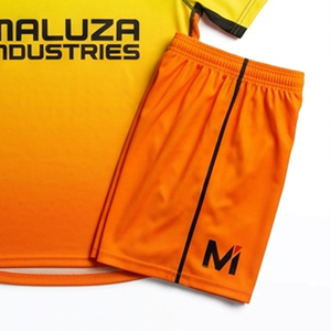 Conjunto de Uniforme de Fútbol con Diseño Personalizado y Estampado por Transferencia de Calor, Camiseta de Fútbol Transpirable, Ropa Deportiva Profesional para Equipos, UPF 50 Personalizado - Product Image 2
