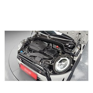 Mini Cooper Classic 2022/11 50 830 km Sièges en cuir Volant à gauche Caméra arrière - Product Image 6