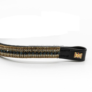 Diadema para Caballo de Carreras Personalizada con Cristales Dorados y Verdes, Acolchada en Cuero, Absorbente de Sudor, Hecha a Mano - Product Image 1