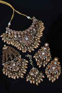 Juego de Joyería Nupcial India y Pakistaní de Lujo y Calidad Premium, Hecho a Mano con Circones, Chapado en Oro de 18K, Estilo Antiguo para Bodas, Compromisos y Fiestas - Product Image 6