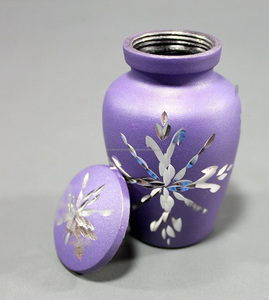 Urna de cremación impermeable de estilo americano con asas de metal Color y tamaño personalizados para recuerdo conmemorativo - Product Image 3