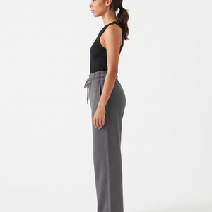 Pantalon de jogging tendance pour femme, coupe large, confortable, pour la détente, de haute qualité, respirant, avec poches latérales. - Product Image 4