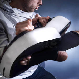 Coussin de frappe léger, portable et compact pour la remise en forme en intérieur et en extérieur et les séances d'entraînement personnel - Product Image 4