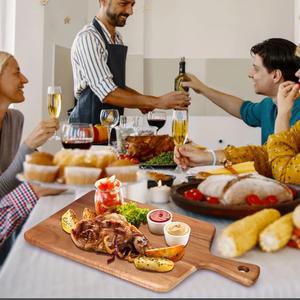 Planche à découper artisanale en bois d'acacia, robuste et durable, surface sûre pour les lames, avec poignée ergonomique pour une cuisine élégante à la maison - Product Image 4