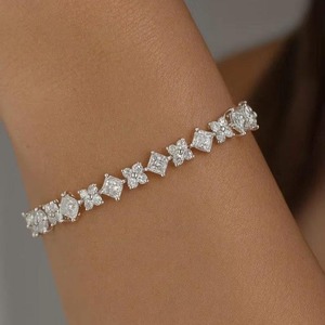 Pulsera de tenis con racimo de flores de moissanita y diamantes de corte princesa y redondo para mujer, de plata 925, pulsera fina para boda, regalo - Product Image 4