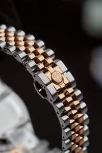 Alexander Ferros 8392D/01 SAPPHIRE CRYSTAL Stainless Steel Quartz Movement Butterfly Clasp 50 <b>m</b> Water Resistant Fashion <b>Watch</b> - Product Image 3