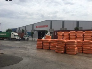 Chất lượng cao 100% tái chế Polyester STAPLE sợi 3D 7D 15D HCS siliconized chống cháy rỗng liên hợp nhồi vật liệu - Product Image 4