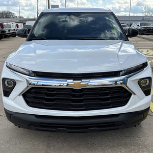 Trailblazer LS FWD Sport U-tility 2024 Usado en Excelentes Condiciones - Product Image 1