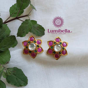 Kemp Vintage Gold Plated Pearl and Diamond Stud Earrings - Product Image 2
