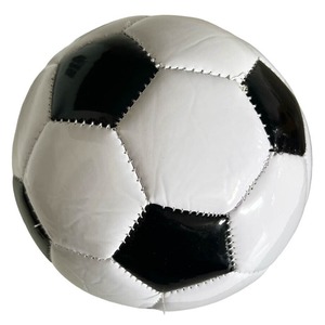 Ballon de football noir et blanc, design classique, durable, taille 5, emballage gonflé pour l'entraînement - Product Image 2