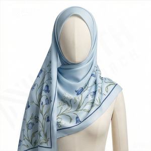 Pañuelo de nailon largo y estrecho con estampado floral elegante y borlas, suave y transpirable, nuevo estilo, para mujer, venta al por mayor, accesorio de moda y estilo para la cabeza. - Product Image 2