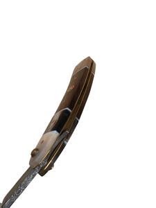 Rasoir à lames droites en acier Damas fait main et personnalisé avec manche en corne de bélier pour barbiers, rasoirs à barbe et à gorge - Product Image 3