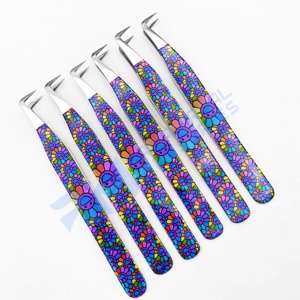 Pince à cils RMI en gros, la plus vendue, en acier inoxydable massif, avec grip diamanté, finition miroir, revêtement papier argenté pour cils - Product Image 5