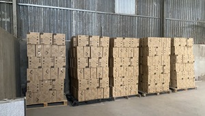 พื้นไม้พลาสติกสำหรับกลางแจ้ง ขนาด 300x300 มม. แบบคลิกล็อคสองชั้น ทันสมัย กันน้ำ กันลื่น ทนไฟ เป็นมิตรกับสิ่งแวดล้อม - Product Image 6