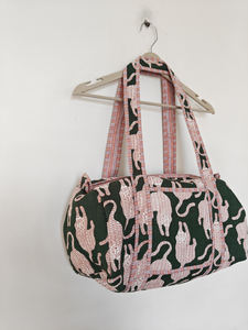 Sac de voyage matelassé en coton vert foncé à imprimé tigre, fermeture éclair, doubles poignées, unisexe |   Sac léger 20-35L - Product Image 2