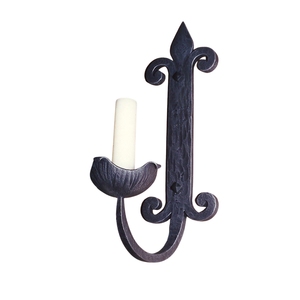 Porte-bougie décoratif en fer forgé et coulé pour l'éclairage, l'accentuation de couloir, la décoration de chambre et de salle à manger - Product Image 1