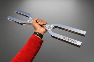 Diapason géant pour guérison et méditation, diapasons en aluminium, ensemble de 2 diapasons pour le chakra de la couronne. - Product Image 4