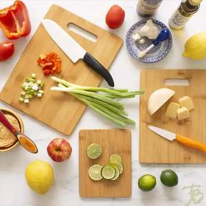 Planche à découper en bois décorative pour la cuisine, conçue pour une préparation alimentaire pratique et élégante, planche à découper au prix de gros - Product Image 1