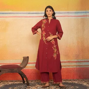Ensemble Kurta et pantalon en coton et lin brodé marron pour femme, col mandarin, manches trois quarts, coupe droite, tenue ethnique élégante - Product Image 2