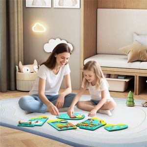 Pannelli Sensoriali 11-in-1 a Tema Dinosauro, Cubi di Gioco in Legno Verde - Product Image 6