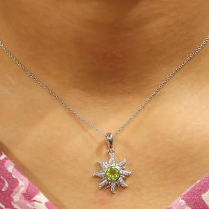Colgante de Peridoto Natural, Piedra de Nacimiento de Mayo, Oro Sólido de 14K, Joyería de Piedras Preciosas Hecha a Mano, Regalo para Hombres y Mujeres, Grado Premium IGI - Product Image 3