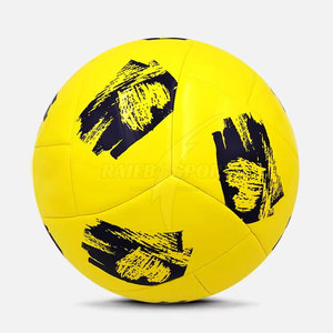 Ballon de football personnalisé imprimé, surface douce au toucher, coutures robustes, performance durable pour l'entraînement, les matchs et les événements sportifs - Product Image 2