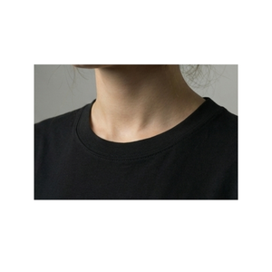 T-shirt en coton style bohème pour femme, noir, col rond, tissu respirant et doux, coupe décontractée, tenue décontractée pour tous les jours, été, fabriqué en Inde - Product Image 5