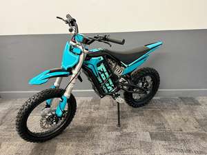 Más Vendida: Nueva St-o-m-p E-box 2.0 V2, Último Modelo, Motocicleta Eléctrica Infantil Mx D-i-rt, Tijeras para el Cabello - Product Image 2