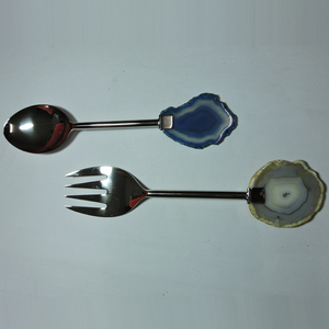 Cuchara de Acero Inoxidable con Mango de Resina, Diseño Nuevo, Hecha a Mano en India por Star Crafts, Juego de Cuchara y Tenedor para Servir Ensaladas - Product Image 3