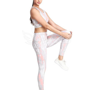 Services OEM, ensemble de yoga pour femmes, dernier style, haute qualité, design personnalisé, logo sur le devant, respirant, spandex/nylon, ensemble 2 pièces - Product Image 3