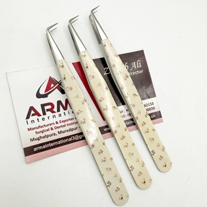 Pinzas Profesionales para Extensión de Pestañas con Aislamiento de 90 Grados, para Crear Pestañas Excelentes, Sostenibles, Personalizadas con Logotipo Impreso en Papel - Product Image 2