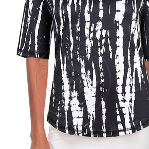 Vêtements de performance légers pour femmes, polo de golf fabriqué en tissu extensible doux, adapté aux voyages d'été - Product Image 6