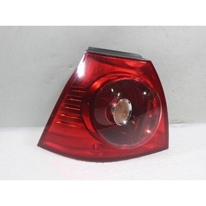Feu arrière gauche d'occasion pour Golf 1K6945095N - Product Image 1