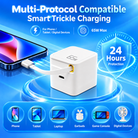 Chargeur rapide GaN 65W avec câble Type-C rétractable magnétique intégré, port USB-C pour la charge de téléphones et tablettes