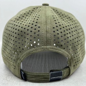 Gorra Snapback de 6 Paneles Kitchen Assassin, Malla Transpirable, Logotipo Bordado, Unisex, Estilo Urbano, Ajuste Ajustable, Verde Oliva y Blanco - Product Image 5