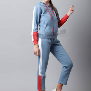 Trajes Deportivos para Mujer, Estilo 2026, Logotipo Personalizado, Hechos en Pakistán, Buena Calidad - Product Image 4