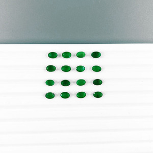 Émeraudes zambiennes naturelles calibrées ovales 4x6mm, pierres précieuses facettées naturelles, prêtes à l'emploi pour la création de bijoux. - Product Image 2