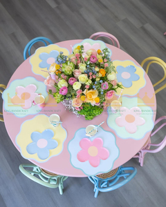 Chaises en rotin faites à la main pour enfants, idéales pour la location événementielle, les anniversaires, les mariages, les réceptions, les fêtes bohèmes et la décoration de lieux. - Product Image 2