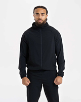 Ensemble survêtement streetwear noir personnalisé avec logo, veste à capuche et pantalon de jogging, design 2-en-1 pour homme