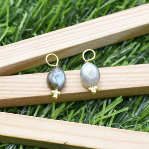 Pendentif en labradorite, petite pierre précieuse, charme artisanal, pendentif à trois pierres, cadeau pour femme - Product Image 2