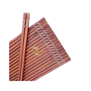 Palillos de madera natural hechos a mano con madera maciza para uso diario en comidas y restaurantes. - Product Image 5