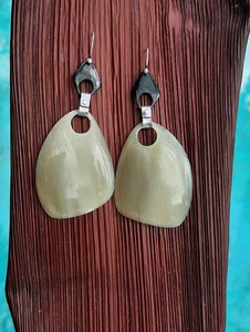 Pendientes Colgantes de Concha Natural Hechos a Mano, Joyería de Oreja en Forma de Lágrima, Tono Plateado, Pendientes de Cuerno de Búfalo a la Moda, Artesanía Natural - Product Image 3