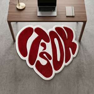 Alfombra de Lana Premium Hecha a Mano con Diseño de Letras Rojas y Blancas, Antideslizante, Suave y Decorativa para Sala de Estar o Dormitorio - Product Image 3